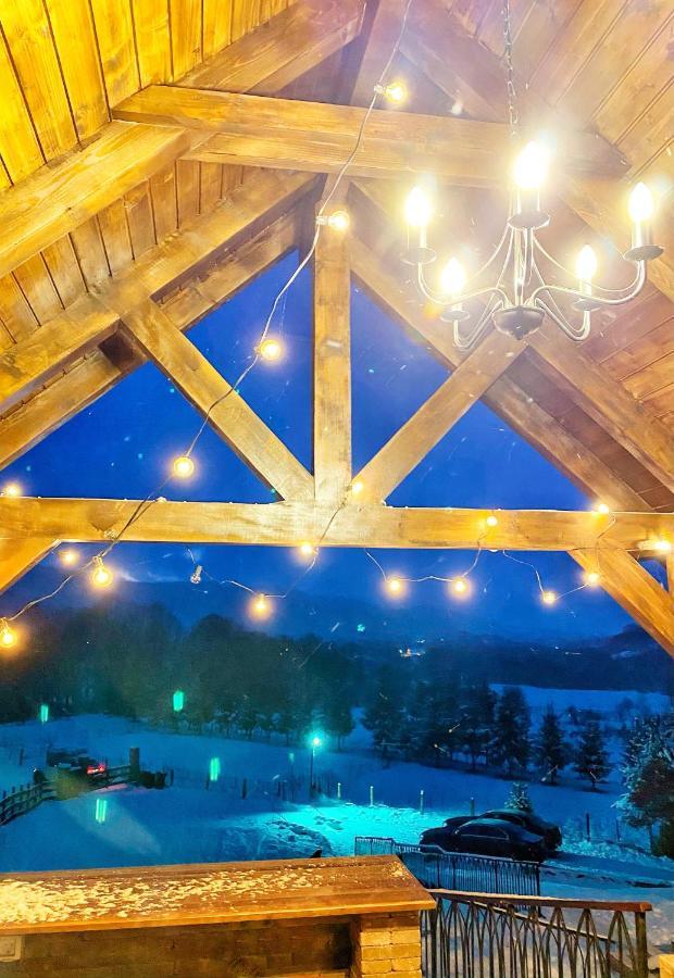 Vila Casuta Boema Rîşnov Exteriér fotografie