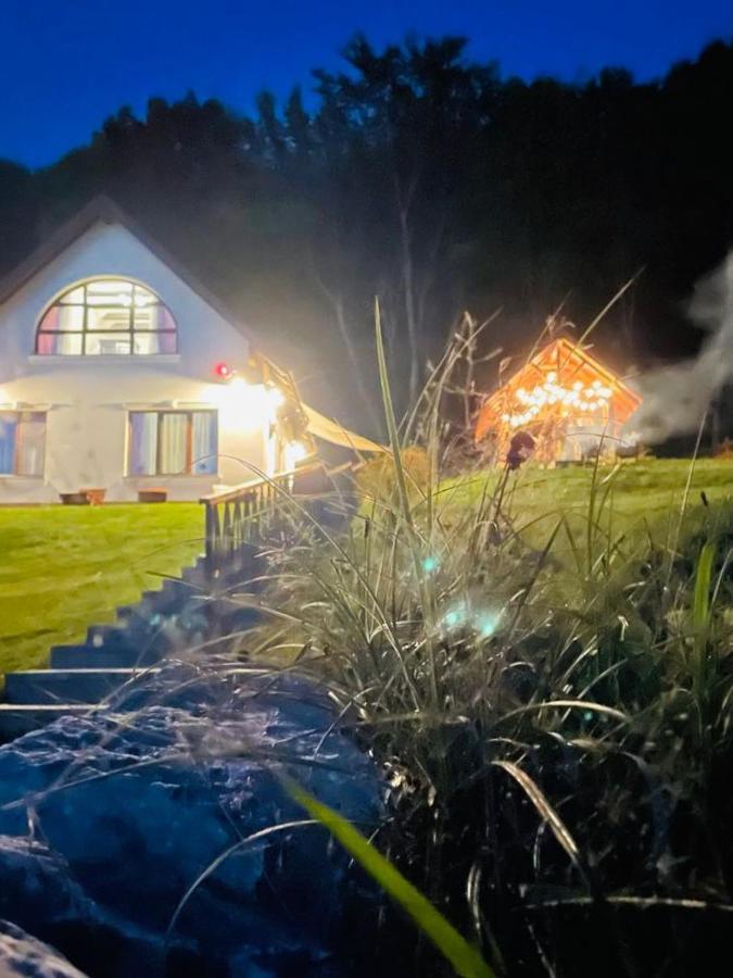 Vila Casuta Boema Rîşnov Exteriér fotografie